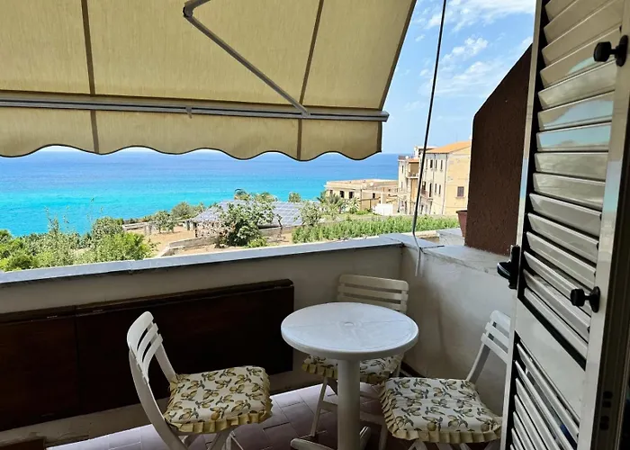Gloria House Tropea